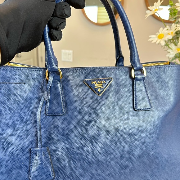 Prada Blue Leather Saffiano Lux Large Tote Satchel - Picture 7 of 15
